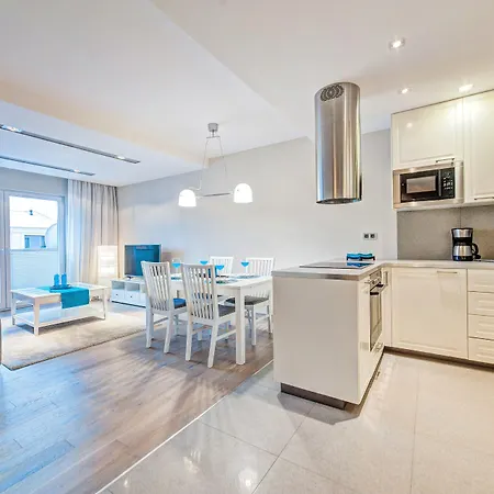 Апартаменты Homely Place - Parking 7